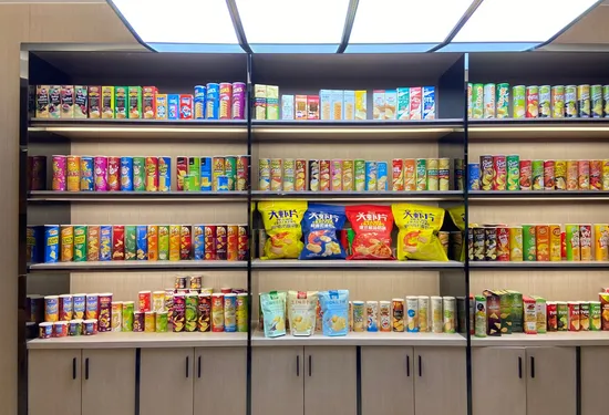 Вкусные закуски и картофельные чипсы, закуски из халяльных консервов (Одобрено ISO/HACCP/BRC/FDA/HALAL)